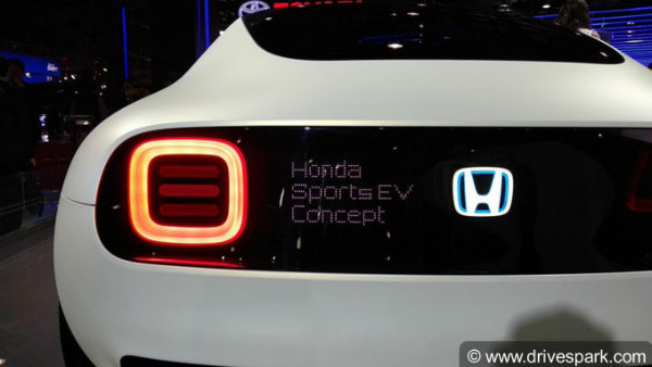 ಆಟೋ ಎಕ್ಸ್‌ಪೋ 2018: ಹೋಂಡಾ ಮೊದಲ ಎಲೆಕ್ಟ್ರಿಕ್ ಸ್ಪೋರ್ಟ್ ಕಾರು ಅನಾವರಣ