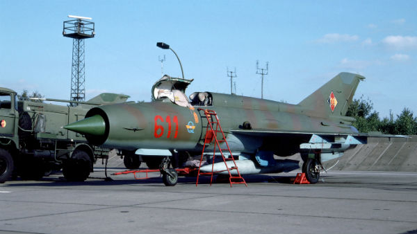 ಯುದ್ದ ವಿಮಾನ ಚಾಲನೆಯಲ್ಲಿ ಇತಿಹಾಸ ಸೃಷ್ಠಿಸಿದ ಅವನಿ ಚತುರ್ವೇದಿ..