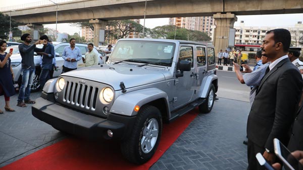 ನಟ ಸುದೀಪ್ ಹೊಸ ಜೀಪ್ ಕಂಪಾಸ್ ಖರೀದಿಸಿದ್ದು ಯಾರಿಗಾಗಿ ಗೊತ್ತಾ?