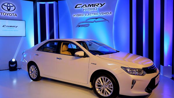 ಭಾರತದಲ್ಲಿ ಬಿಡಗಡೆಗೊಂಡ ಟೊಯೊಟಾ ಕ್ಯಾಮ್ರಿ ಹೈಬ್ರೀಡ್ ಕಾರಿನ ವಿಶೇಷತೆ ಏನು.?