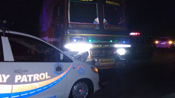 ರಸ್ಥೆ ಅಪಘಾತದಿಂದ ಪಾರಾದ ಕೇಂದ್ರ ಸಚಿವ ಅನಂತ್ ಕುಮಾರ್ ಹೆಗ್ಡೆ..