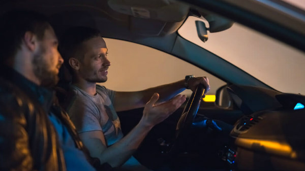 ರಾತ್ರಿ ವೇಳೆ ಡ್ರೈವಿಂಗ್ ಮಾಡುವ ಮುನ್ನ ಈ ಅಮೂಲ್ಯ ಟಿಪ್ಸ್‌ಗಳನ್ನು ತಪ್ಪದೇ ಪಾಲಿಸಿ...