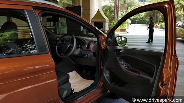 ಬೆಂಗಳೂರಿನಲ್ಲಿ ಭರ್ಜರಿಯಾಗಿ ಬಿಡುಗಡೆಗೊಂಡ ಫೋರ್ಡ್ ಫ್ರೀ ಸ್ಟೈಲ್ ಕಾರು..