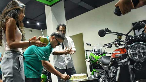 ಮಂಗಳೂರಿಗೆ ಬಂದ ಭಾರತದ ಮೊದಲ ಕವಾಸಕಿ ಜೆಡ್900ಆರ್‍ಎಸ್ ಬೈಕ್..