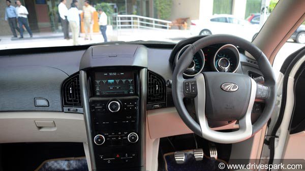 ಬಿಡುಗಡೆಗೂ ಮುನ್ನವೆ ಹುಬ್ಬಳ್ಳಿಯಲ್ಲಿ ಕಾಣಿಸಿಕೊಂಡ ಮಹಿಂದ್ರಾ ಎಕ್ಸ್‌ಯುವಿ500 ಫೇಸ್‍ಲಿಫ್ಟ್ ಕಾರು..