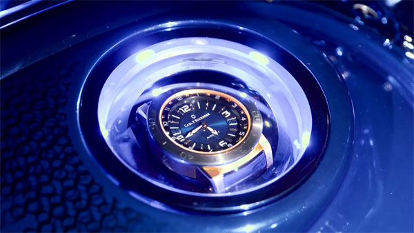 ಡೈಮಂಡ್ ರಿಂಗ್ ಹೊಂದಿರುವ ಈ ಬೈಕಿನ ಬೆಲೆ ಕೇಳಿದ್ರೆ ಶಾಕ್ ಆಗುತ್ತೆ..!!