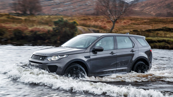 ರೇಂಜ್ ರೋವರ್ ಇವೋಕ್ ಮತ್ತು ಡಿಸ್ಕವರಿ ಸ್ಟೋರ್ಟ್ ಇಂಜಿನಿಯಂ ಪೆಟ್ರೋಲ್ ವರ್ಷನ್ ಬಿಡುಗಡೆ