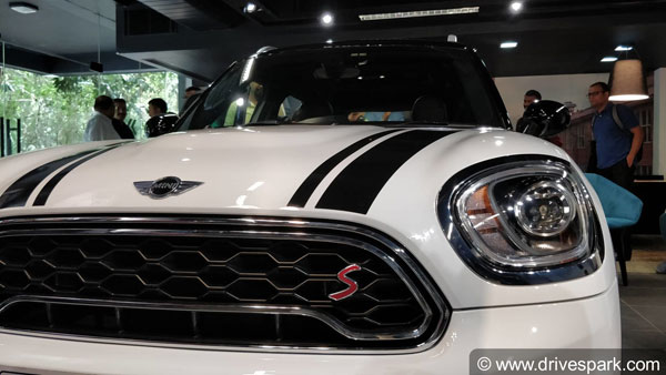 ಬಿಡುಗಡೆಗೊಂಡ ಹೊಸ ಮಿನಿ ಕಂಟ್ರೀಮ್ಯಾನ್ ಕಾಂಪ್ಯಾಕ್ಟ್ ಎಸ್‍ಯುವಿ ಕಾರು..