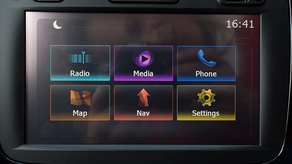 ವಿನೂತನ ನಿಸ್ಸಾನ್ ಟೆರಾನೊ ಸ್ಪೋರ್ಟ್ ಸ್ಪೆಷಲ್ ಎಡಿಷನ್ ಬಿಡುಗಡೆ