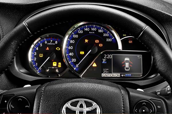 ಟೊಯೊಟಾ ಯಾರಿಸ್ ಬಿಡುಗಡೆಯಾದ ಮೂರೇ ದಿನಕ್ಕೆ ದಾಖಲೆ ಪ್ರಮಾಣದ ಬುಕ್ಕಿಂಗ್....