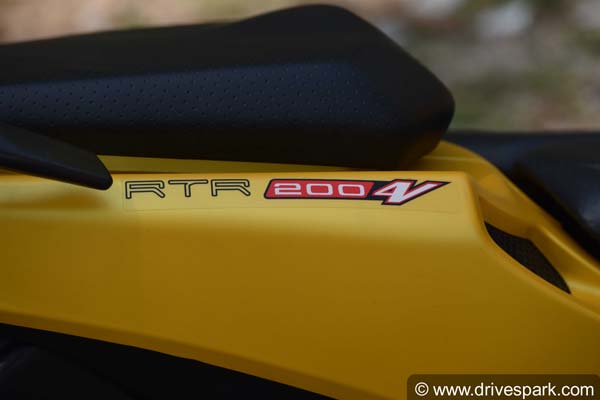 ಹೊಸ ಬಣ್ಣಗಳನ್ನು ಹೊತ್ತ ಟಿವಿಎಸ್ ಅಪಾಚೆ ಆರ್‍‍ಟಿಆರ್ 200 4ವಿ ಬೈಕ್..