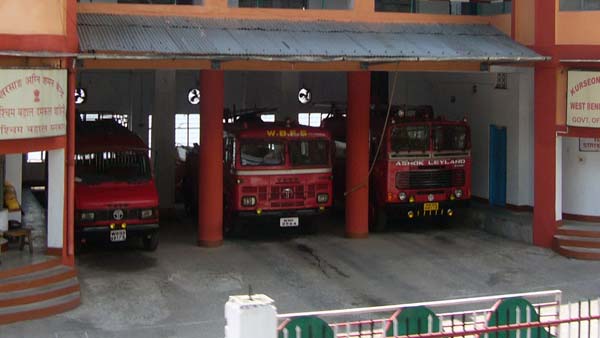 ಅಗ್ನಿಶಾಮಕ ದಳ ವಾಹನಗಳು ಏಕೆ ಕೆಂಪು ಬಣ್ಣವನ್ನೇ ಹೊಂದಿರುತ್ತವೆ?