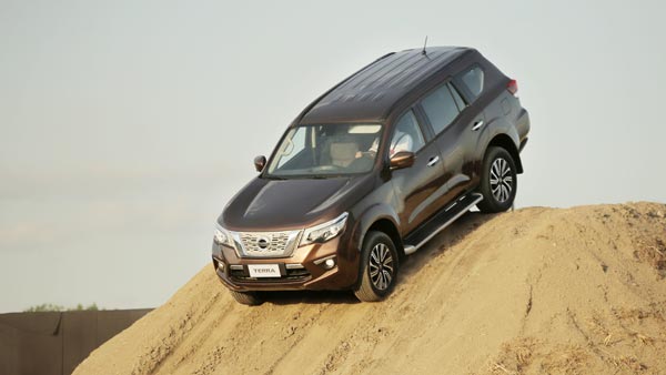 ಟೊಯೊಟಾ ಫಾರ್ಚೂನರ್ ಕಾರಿಗೆ ಟಾಂಗ್ ನೀಡಲು ಬರಲಿದೆ 7 ಸೀಟರ್ ನಿಸ್ಸಾನ್ ಟೆರ್ರಾ ಕಾರು..