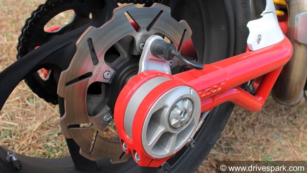 ಬೈಕ್‌ಗಳಲ್ಲಿ ಡ್ರಮ್ ಬ್ರೇಕ್‍‍ಗಳಿಗಿಂತ ಡಿಸ್ಕ್ ಬ್ರೇಕ್‍ ಏಕೆ ಉತ್ತಮ ಗೊತ್ತಾ..?