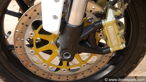 ಬೈಕ್‌ಗಳಲ್ಲಿ ಡ್ರಮ್ ಬ್ರೇಕ್‍‍ಗಳಿಗಿಂತ ಡಿಸ್ಕ್ ಬ್ರೇಕ್‍ ಏಕೆ ಉತ್ತಮ ಗೊತ್ತಾ..?