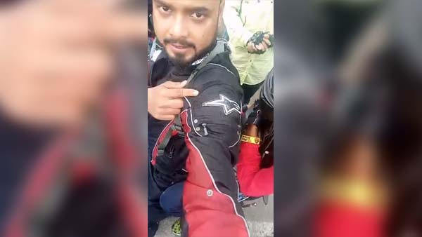 ಹೆದ್ದಾರಿಯಲ್ಲಿ 40 ಬೈಕ್‍‍ಗಳನ್ನು ಹಿಡಿದು ದಂಡ ಹಾಕಿದ ಪೊಲೀಸ್.. ಕಾರಣ ಏನು ಗೊತ್ತಾ..??