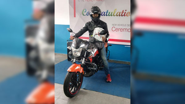 ಗ್ರಾಹಕರ ಕೈ ಸೇರಿದ ಹೀರೋ ಹೊಚ್ಚ ಹೊಸ ಬೈಕ್ ಎಕ್ಸ್‌ಟ್ರಿಮ್ 200ಆರ್