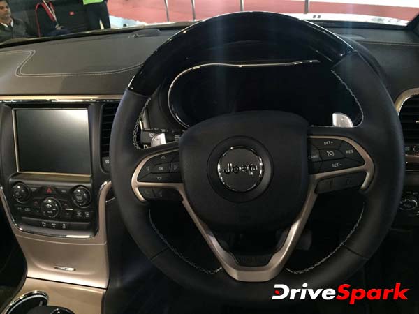 ಮ್ಯಾನುವಲ್ ಕಾರು ಓಡಿಸುವಾಗ ಮಾಡಬಾರದ 5 ಕೆಲಸಗಳಿವು..