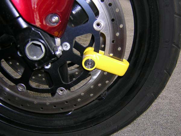 ಖದೀಮರಿಂದ ನಿಮ್ಮ ಬೈಕ್ ಅನ್ನು ಕಾಪಾಡಿಕೊಳ್ಳುವುದು ಹೇಗೆ.?