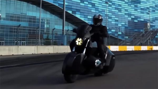 ವ್ಲಾಡಿಮಿರ್ ಪುಟಿನ್‌ ಭದ್ರತೆಗಾಗಿ ನಿಯೋಜಿಸಲಾಗಿರುವ ಈ ವಿಚಿತ್ರ ಬೈಕಿನ ಸ್ಪೆಷಲ್ ಏನು?