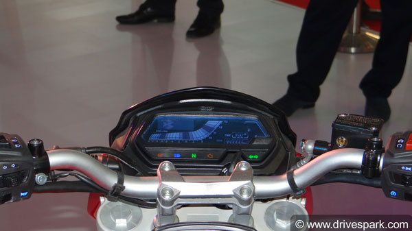 ನವೀಕರಣದೊಂದಿಗೆ ಸ್ಪಾಟ್ ಟೆಸ್ಟಿಂಗ್ ವೇಳೆ ಕಾಣಿಸಿಕೊಂಡ ಬಜಾಜ್ ಡಾಮಿನಾರ್ 400