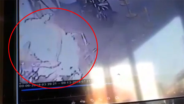 ಪೆಟ್ರೋಲ್ ಬಂಕ್‌ನಲ್ಲಿ ಹೊತ್ತಿ ಉರಿದ ಬೈಕ್- ಘಟನೆಗೆ ಅಸಲಿ ಕಾರಣ ಏನು?