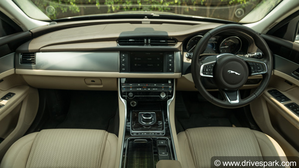 ಎಕ್ಸಿಕ್ಯೂಟಿವ್ ಲಗ್ಷುರಿ ಸೆಡಾನ್ ಜಾಗ್ವಾರ್ ಎಕ್ಸ್ಎಫ್ 20ಡಿ ಕಾರಿನ ವಿಮರ್ಶೆ