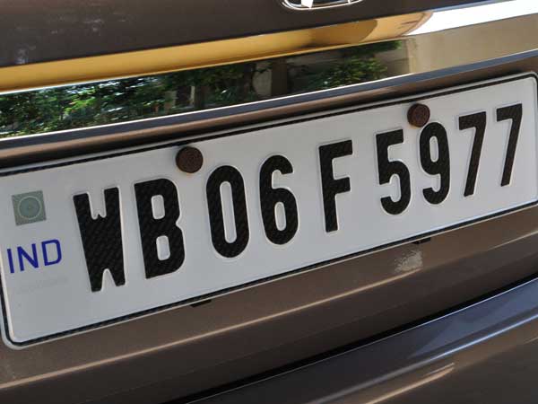 ವಾಹನಗಳಲ್ಲಿ ಈ ರೀತಿಯ ನಂಬರ್ ಪ್ಲೇಟ್ ಇಲ್ಲವಾದ್ರೆ ಜೈಲು ಗ್ಯಾರಂಟಿ..