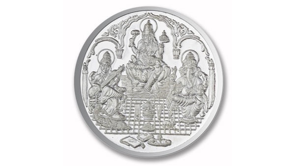 ಪೆಟ್ರೋಲ್ ಕೊಳ್ಳಿರಿ, ಮೋಟರ್‍‍ಸೈಕಲ್ ಗೆಲ್ಲಿ.. ಇಂಧನ ಡೀಲರ್‍‍ಗಳಿಂದ ಬಾರೀ ಆಫರ್..!