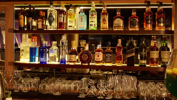 ಸೇವೆಗೆ ಸಿದ್ದವಾದ ದೇಶದ ಮೊದಲ ಐಷಾರಾಮಿ ಹಡಗು 'ಅಂಗ್ರಿಯಾ' ವಿಶೇಷತೆ ಏನು?