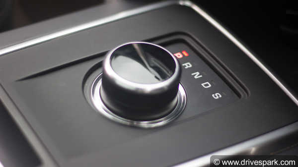 ರಿವ್ಯೂ - ಮತ್ತಷ್ಟು ಐಷಾರಾಮಿ ಸೌಲಭ್ಯ ಹೊತ್ತು ಬಂದಿದೆ ಹೊಸ ಡಿಸ್ಕವರಿ ಸ್ಪೋರ್ಟ್