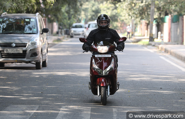 ಚಾಲನ ವಿಮರ್ಶೆ - ಹೀರೋ ಡೆಸ್ಟಿನಿ 125 ಕಡಿಮೆ ಬೆಲೆಯಲ್ಲಿ ದೊರೆಯುವ ಪ್ರೀಮಿಯಮ್ ಸ್ಕೂಟರ್