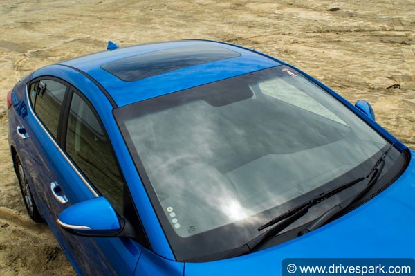 ಹೊಸ ವೈಶಿಷ್ಟ್ಯತೆಗಳನ್ನು ಪಡೆದ ಹ್ಯುಂಡೈ ಎಲಾಂಟ್ರಾ ಕಾರು