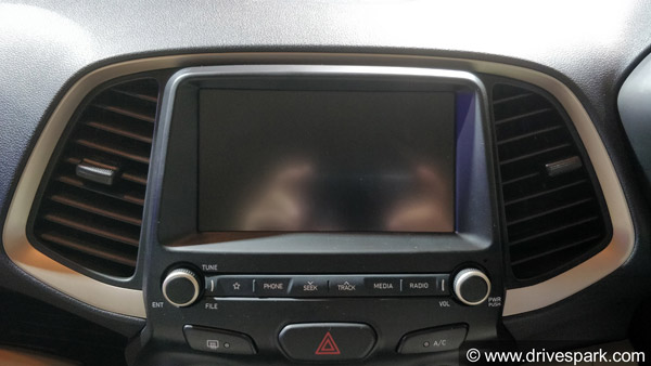 ಕೇಲವ ಒಂದೇ ವಾರದಲ್ಲಿ 23 ಸಾವಿರ ಗ್ರಾಹಕರಿಂದ ಹೊಸ ಸ್ಯಾಂಟ್ರೋ ಕಾರಿಗಾಗಿ ಬುಕ್ಕಿಂಗ್