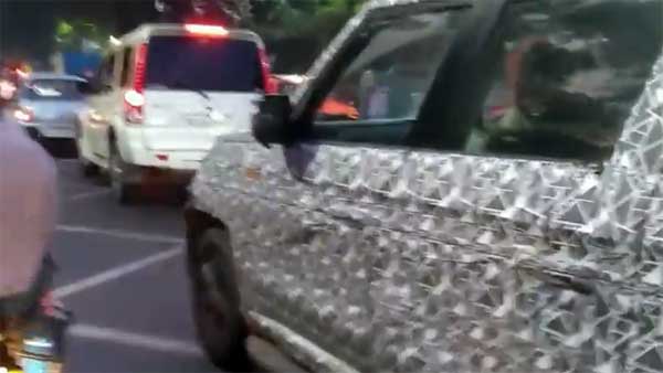 ಸ್ಪಾಟ್ ಟೆಸ್ಟಿಂಗ್‌ನಲ್ಲಿ ಕಾಣಿಸಿಕೊಂಡ ಬಿಎಸ್ 6 ಟಿಯುವಿ300 ಫೇಸ್‌ಲಿಫ್ಟ್