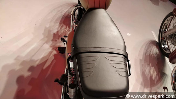 ಜಾವಾ 42 ಬೈಕಿನ ಮೈಲೇಜ್ ಮತ್ತು ಟಾಪ್ ಸ್ಪೀಡ್ ಬಗ್ಗೆ ವಿವರ ಇಲ್ಲಿದೆ ನೋಡಿ..