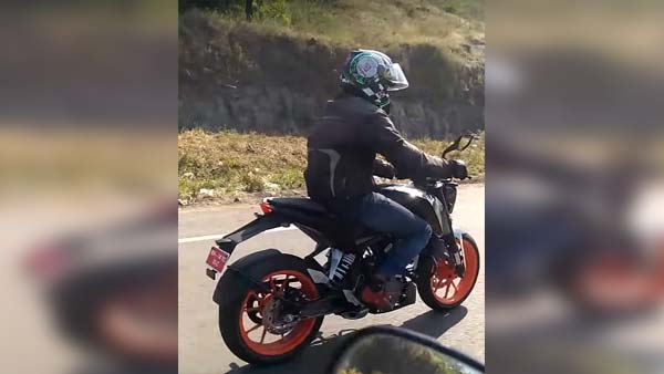 ಮೊದಲ ಬಾರಿಗೆ ಸ್ಪಾಟ್ ಟೆಸ್ಟಿಂಗ್ ವೇಳೆ ಕಾಣಿಸಿಕೊಂಡ ಕೆಟಿಎಂ ಡ್ಯೂಕ್ 125