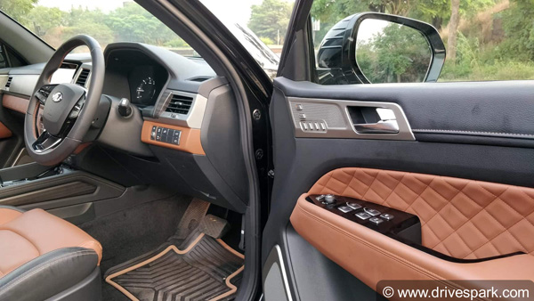 ಪ್ರತಿಸ್ಪರ್ಧಿ ಕಾರುಗಳಿಂತ ಮಹೀಂದ್ರಾ ಅಲ್ಟುರಾಸ್ ಜಿ4 ಹೇಗೆ ಭಿನ್ನವಾಗಿದೆ ಗೊತ್ತಾ?