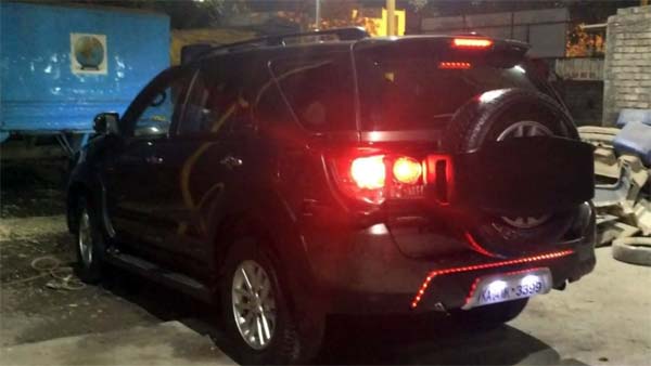 ಐಷಾರಾಮಿ ಸೌಲಭ್ಯಗಳನ್ನು ಪಡೆದ ಜೀಪ್‍ನಂತೆ ಕಾಣುವ ಫಾರ್ಚ್ಯುನರ್ ಕಾರು