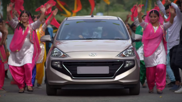 ಹ್ಯಾಚ್‍ಬ್ಯಾಕ್ ಕಾರು ಸರಣಿಯಲ್ಲಿ ಮತ್ತೆ ಸದ್ದು ಮಾಡುತ್ತಿರುವ ಹ್ಯುಂಡೈ ಸ್ಯಾಂಟ್ರೋ