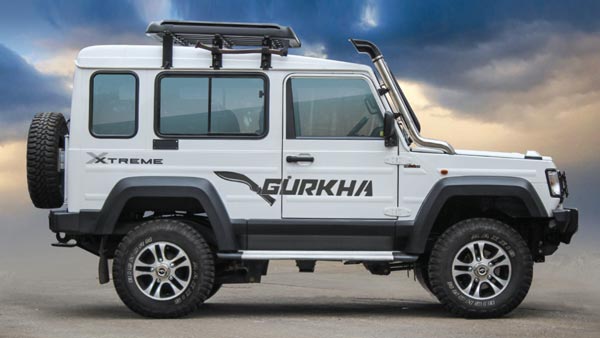 ಡೀಲರ್ ಯಾರ್ಡ್ ತಲುಪುತ್ತಿರುವ ಫೋರ್ಸ್ ಗೂರ್ಖಾ ಎಕ್ಸ್‌ಟ್ರೀಮ್ ಕಾರು..