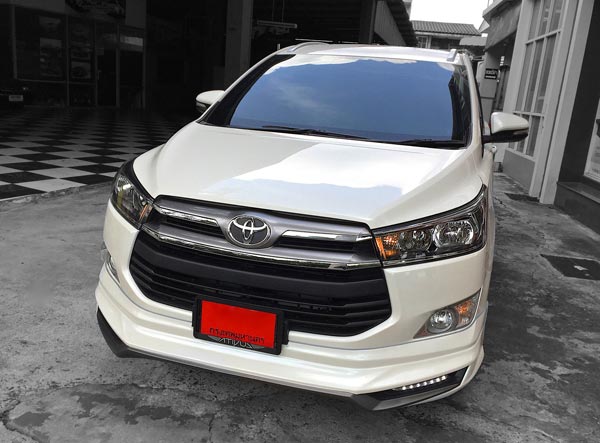 ಮಾಡಿಫೈಡ್ ವಿನ್ಯಾಸದಲ್ಲಿ ಮಿಂಚಿದ ಟೊಯೊಟಾ ಇನೋವಾ ಕ್ರಿಸ್ಟಾ