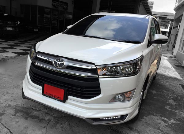 ಮಾಡಿಫೈಡ್ ವಿನ್ಯಾಸದಲ್ಲಿ ಮಿಂಚಿದ ಟೊಯೊಟಾ ಇನೋವಾ ಕ್ರಿಸ್ಟಾ