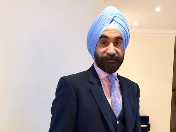 ಟರ್ಬನ್ ಬಣ್ಣಕ್ಕೆ ತಕ್ಕಂತೆ ಮತ್ತೆ ಮೂರು ಹೊಸ ರೋಲ್ಸ್ ರಾಯ್ಸ್ ಕಾರು ಖರೀದಿಸಿದ ಭಾರತೀಯ ಉದ್ಯಮಿ