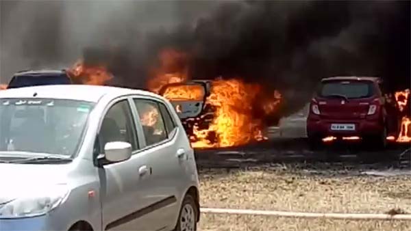 ಚೆನ್ನೈನಲ್ಲೂ ಅಗ್ನಿ ದುರಂತ- ಪಾರ್ಕಿಂಗ್ ಸ್ಥಳದಲ್ಲಿ ಹೊತ್ತಿ ಉರಿದ 200 ಕಾರುಗಳು..!