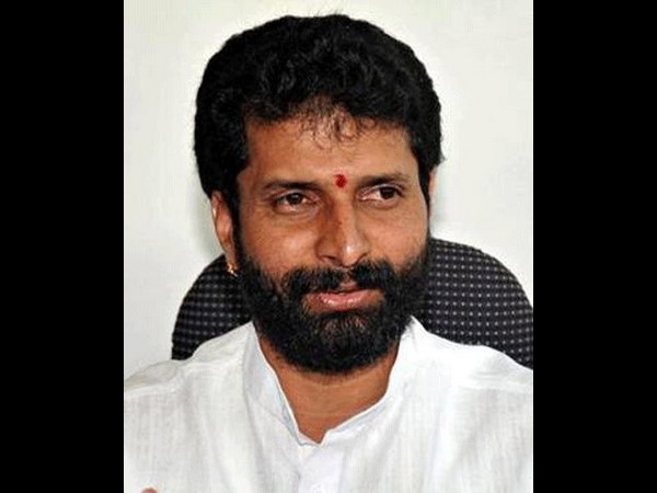 140 ಕಿ.ಮಿ ವೇಗದಲ್ಲಿದ್ದ ಶಾಸಕ ಸಿಟಿ ರವಿ ಫಾರ್ಚೂನರ್ ಕಾರಿಗೆ ಇಬ್ಬರು ಯುವಕರು ಬಲಿ