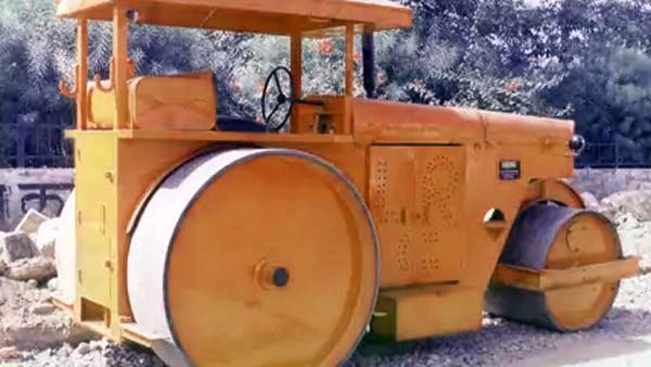 ಮದುವೆ ಮಟಂಪಕ್ಕೆ ಡಿಫರೆಂಟ್ ಆಗಿ ಎಂಟ್ರಿ ಕೊಟ್ಟ ನವ ಜೋಡಿ