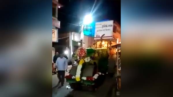 ಮದುವೆ ಮಟಂಪಕ್ಕೆ ಡಿಫರೆಂಟ್ ಆಗಿ ಎಂಟ್ರಿ ಕೊಟ್ಟ ನವ ಜೋಡಿ