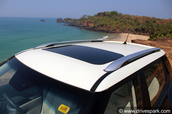 ಮಹೀಂದ್ರಾ ಎಕ್ಸ್‌ಯುವಿ300 ಫಸ್ಟ್ ಡ್ರೈವ್ ರಿವ್ಯೂ- ಬ್ರೆಝಾ ಮತ್ತು ಕ್ರೆಟಾಗಿಂತ ಹೇಗೆ ಭಿನ್ನವಾಗಿದೆ ಗೊತ್ತಾ?