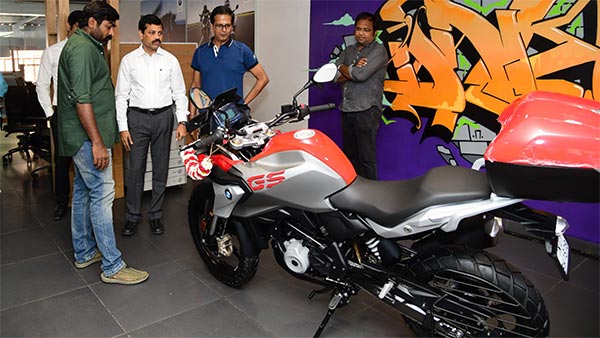 'ಪಿಜ್ಜಾ' ಬಾಯ್ ವಿಜಯ್ ಸೇತುಪತಿ ಕೈ ಸೇರಿದ ಹೊಸ ಬೈಕ್ ಯಾವುದು ಗೊತ್ತಾ.?